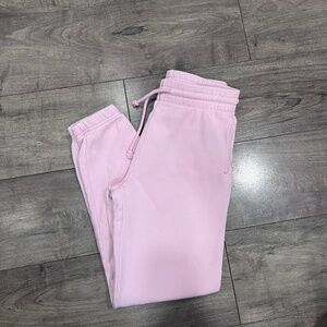 aritzia tna sweat pants soft pink size XS